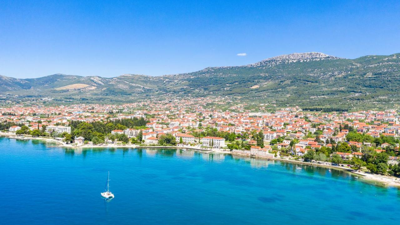 Hotel Aqua - Guest Rooms & Suites Kaštela Exteriör bild